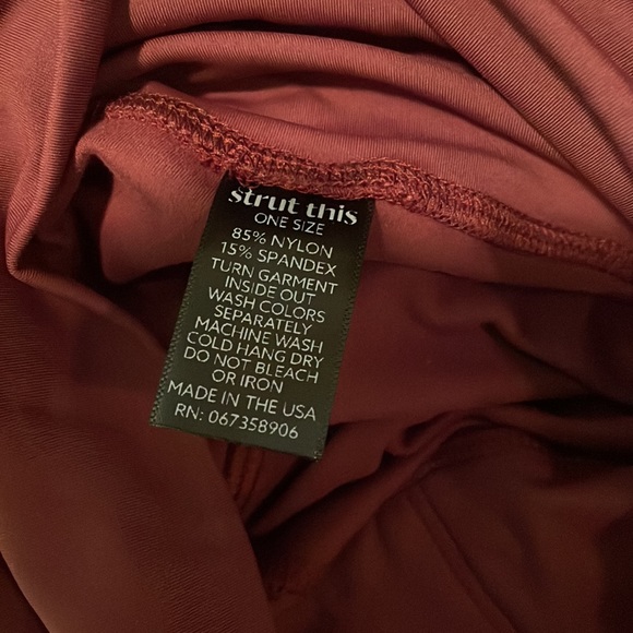 Strut This! - Picture 3 of 4